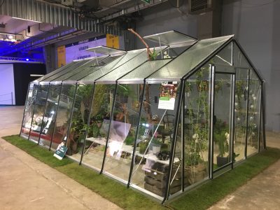 Bring the garden into your greenhouse